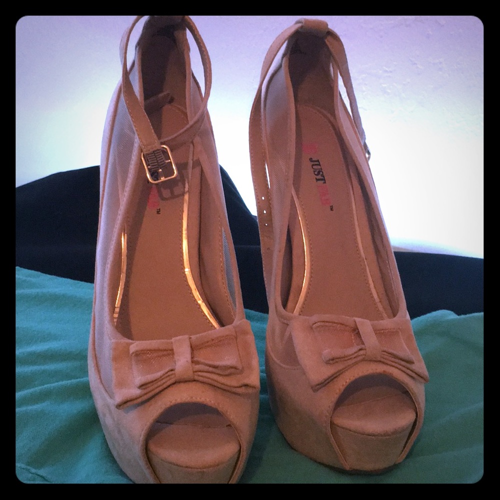 Nude Peeptoe Bow heels
